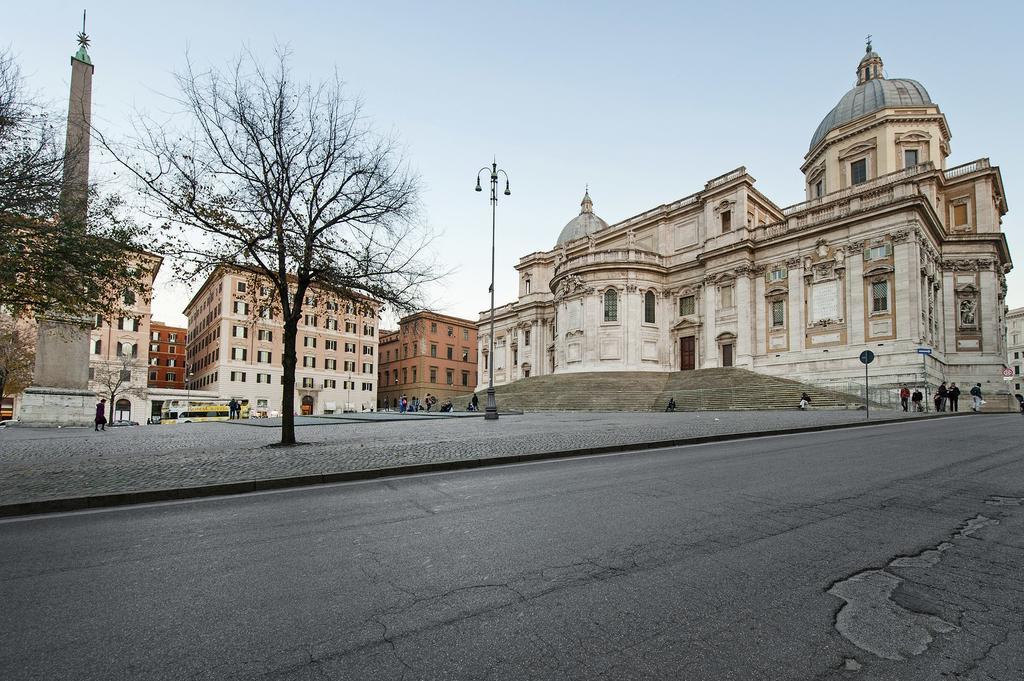 White Flat Colosseo Rom Eksteriør billede